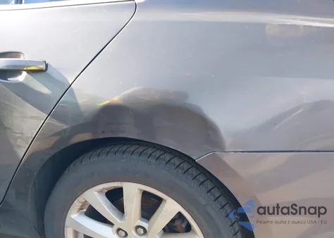 2013 Chevrolet Malibu 2Lt z USA, uszkodzony, nr VIN 1G11E5SA0DF134804